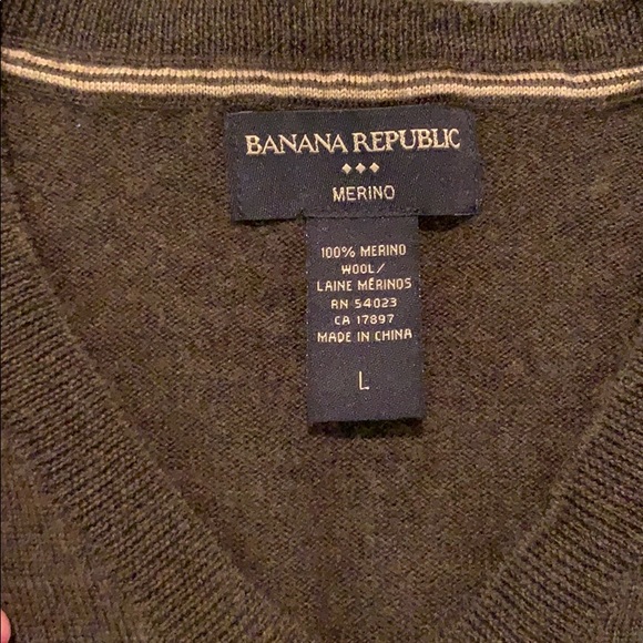 Banana Republic Merino wool sweater - Picture 2 of 3